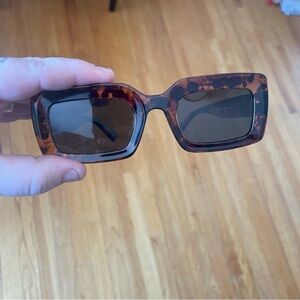 Meller tortoise shell unisex sunglasses polarized NL Tigolie cat 3